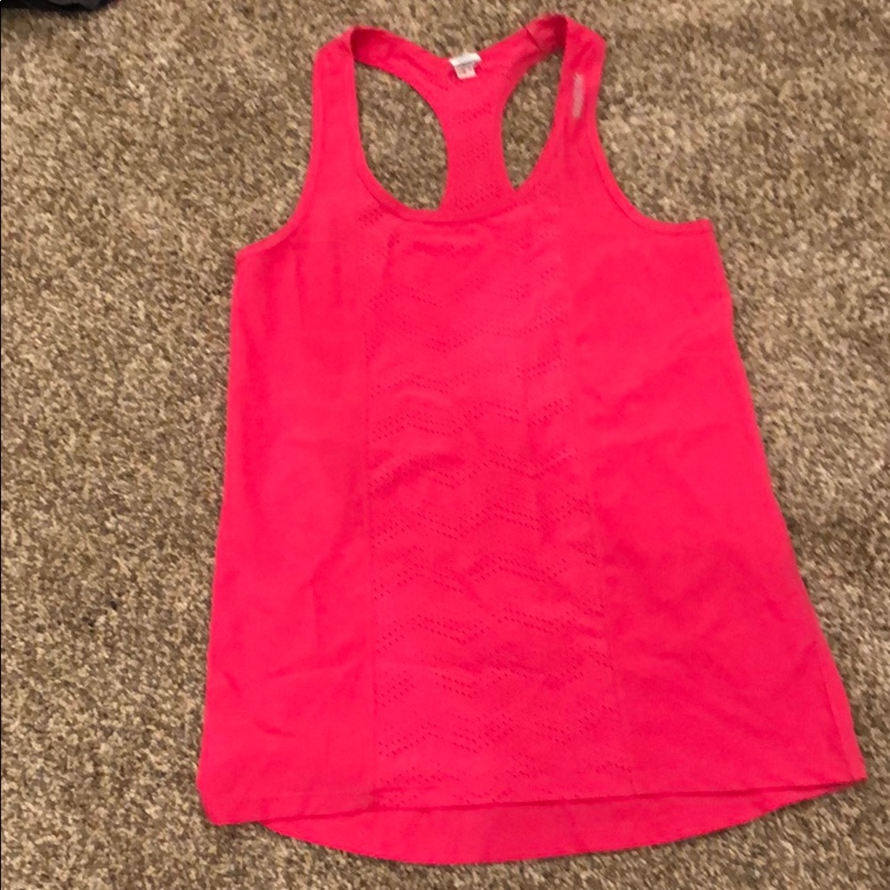 Flowy Reebok Tank